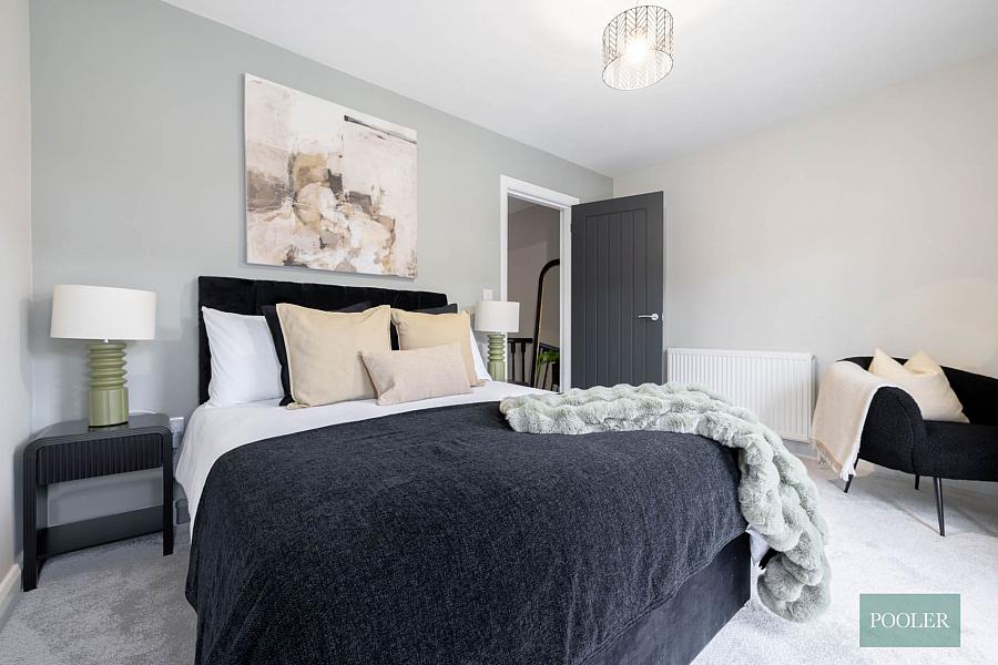 229 Ravenhill Avenue