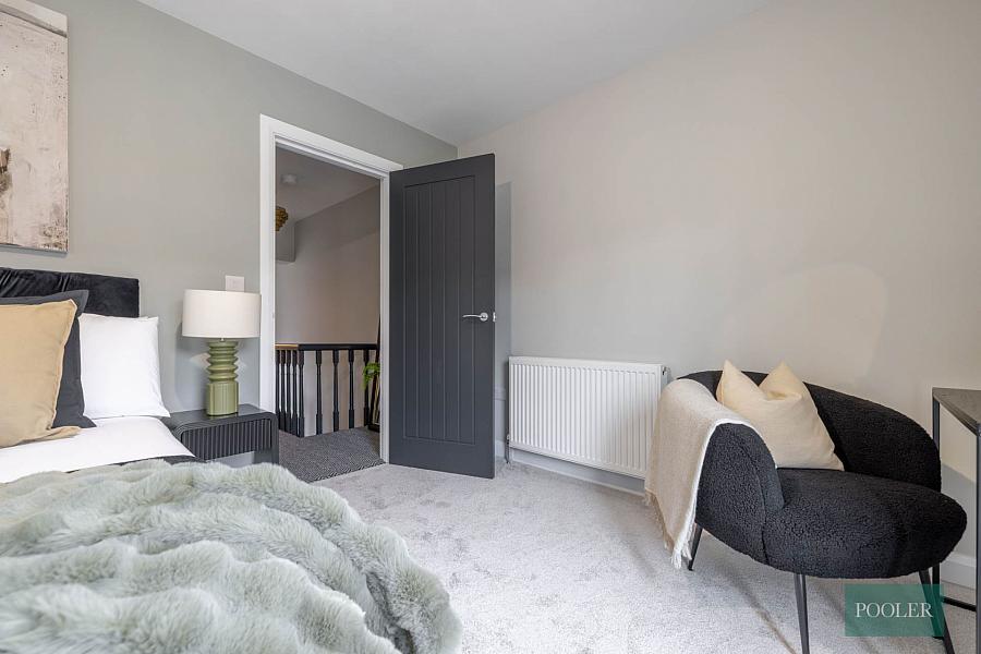 229 Ravenhill Avenue