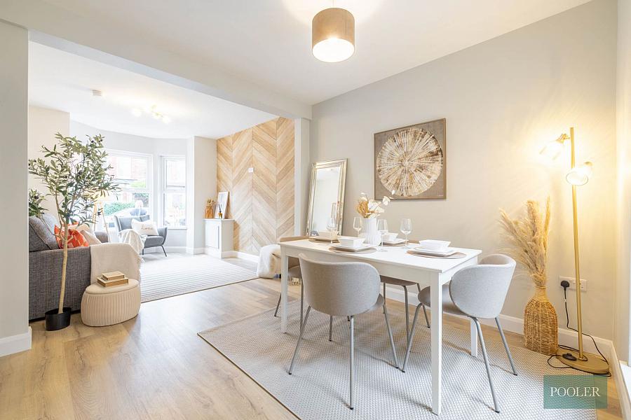 229 Ravenhill Avenue