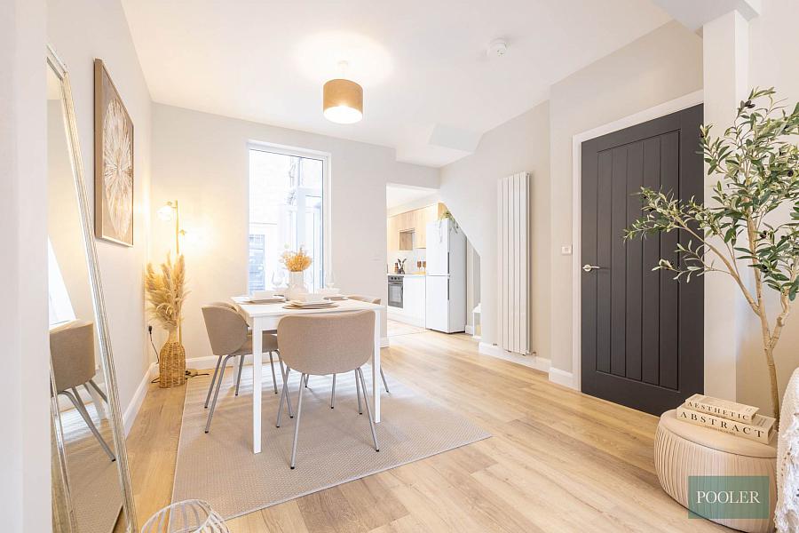 229 Ravenhill Avenue