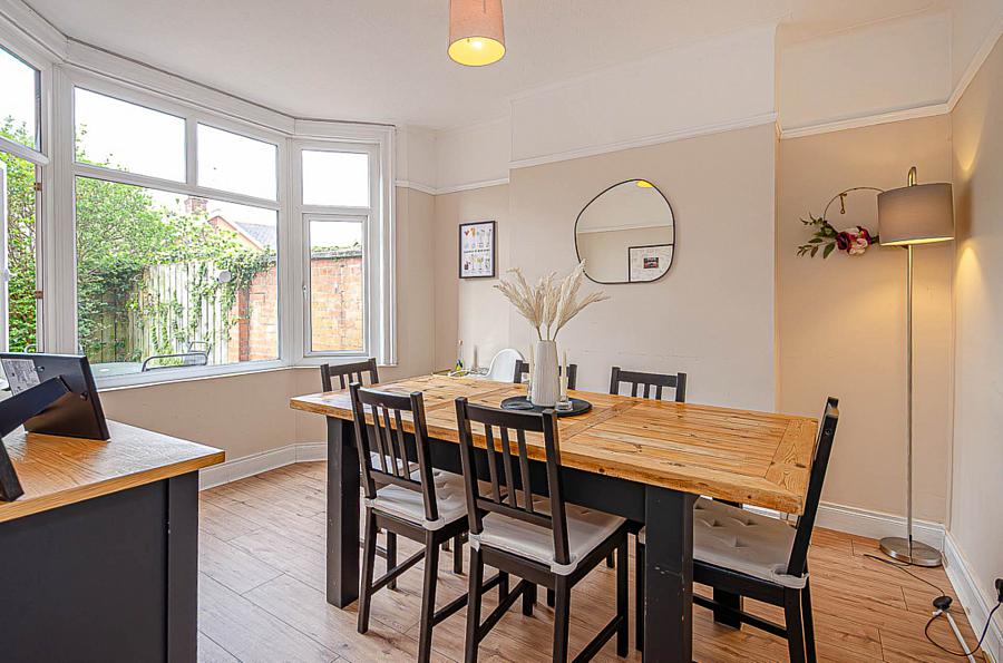 31 Hillsborough Parade