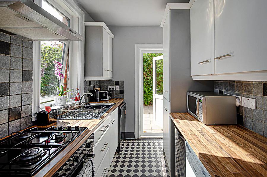 31 Hillsborough Parade