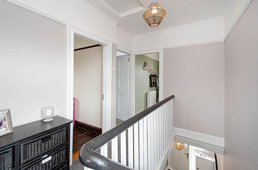 31 Hillsborough Parade