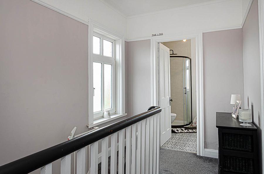 31 Hillsborough Parade