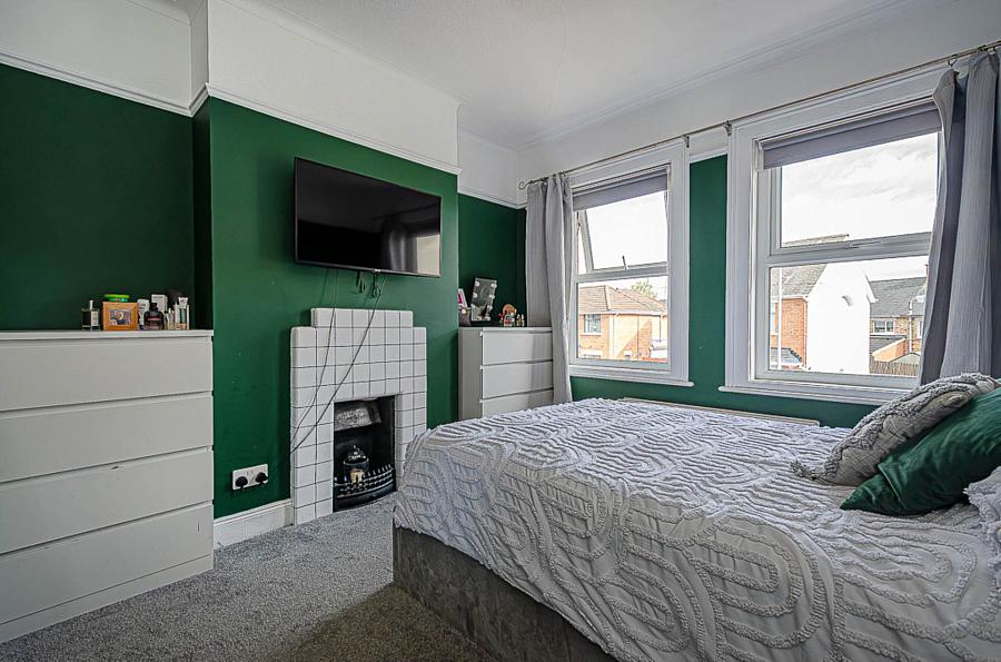 31 Hillsborough Parade