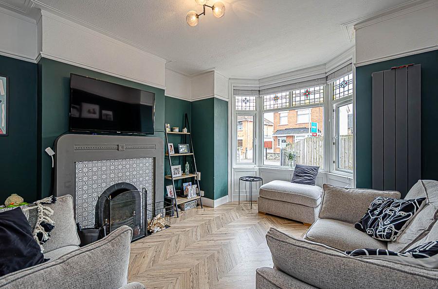 31 Hillsborough Parade