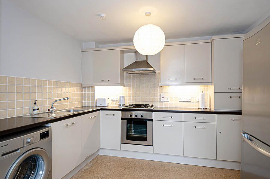 Apt 5, 133 Woodstock Road