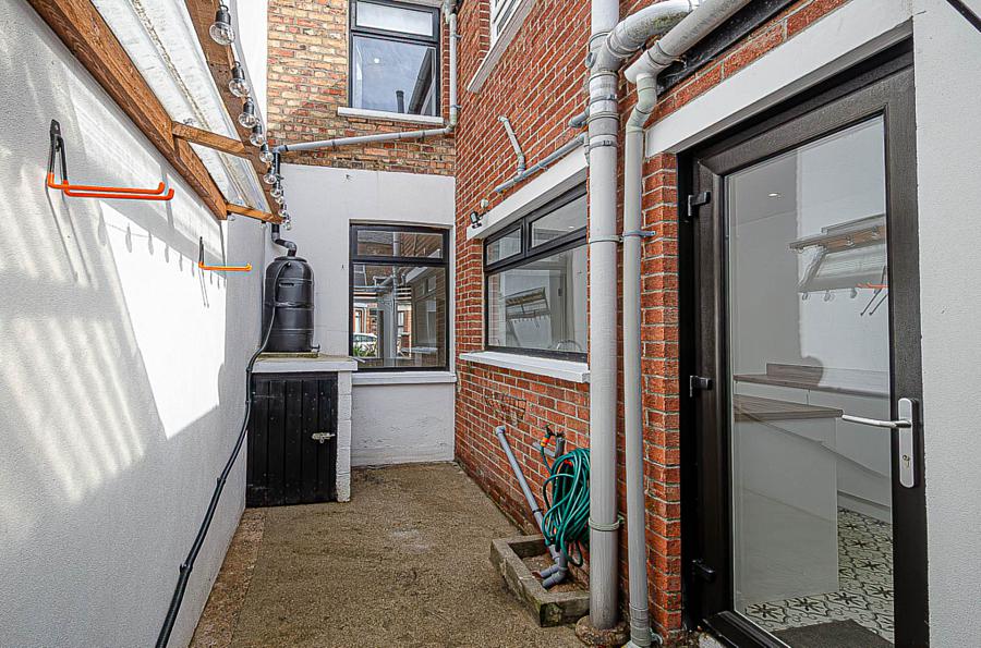 56 Oberon Street