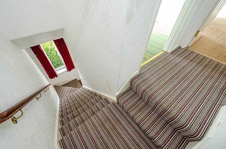 60 Ravenhill Gardens