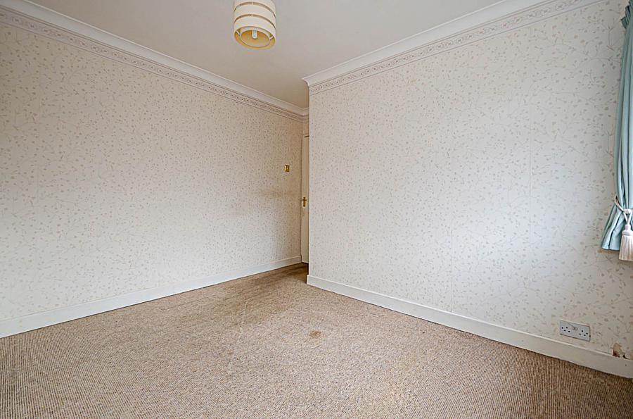 60 Ravenhill Gardens