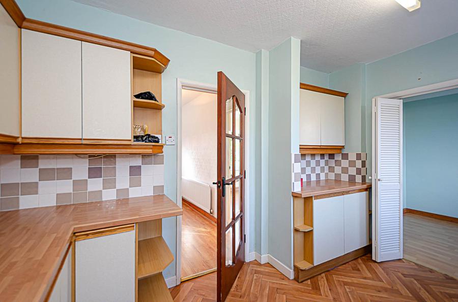 60 Ravenhill Gardens