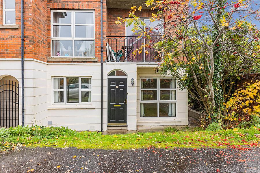 40 Ardenlee Crescent 40 Ardenlee Crescent