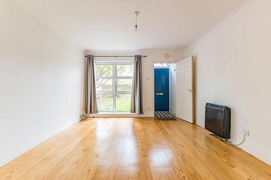 40 Ardenlee Crescent 40 Ardenlee Crescent