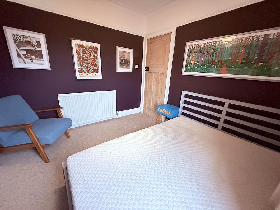 12 Gibson Park Gardens