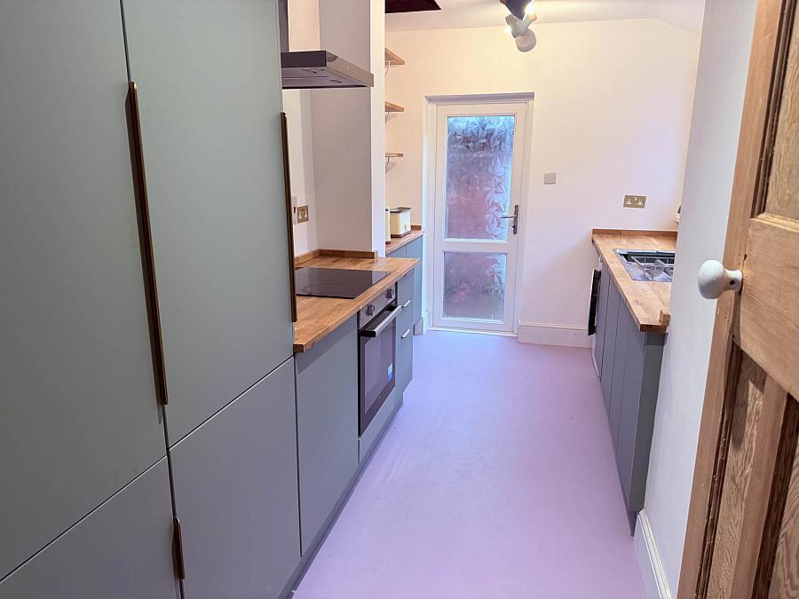 12 Gibson Park Gardens