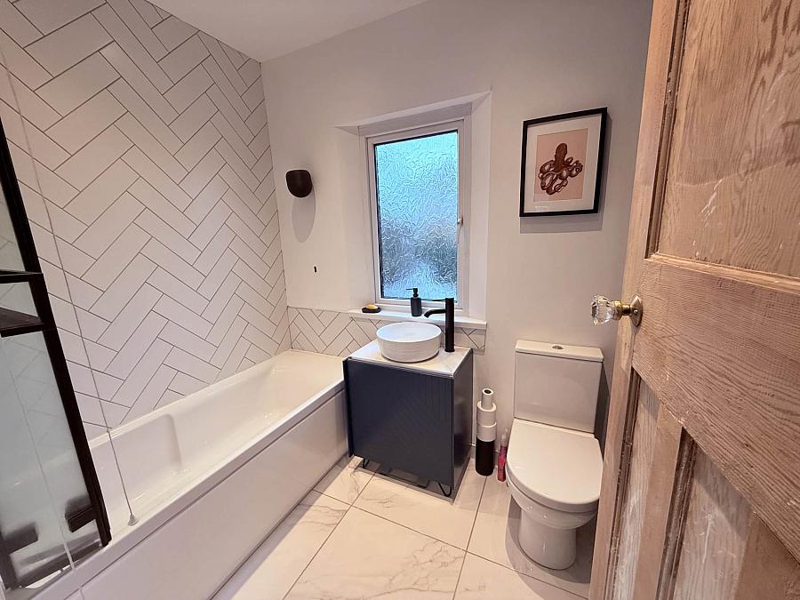 12 Gibson Park Gardens