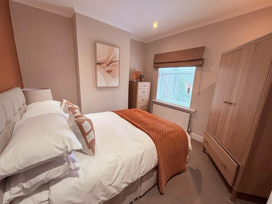 37 Templemore Avenue