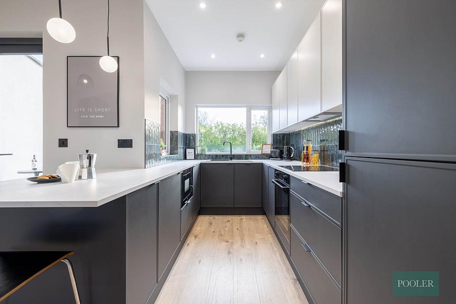 63 Mount Merrion Avenue