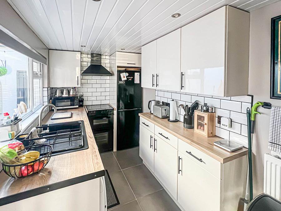 9 Willowholme Street