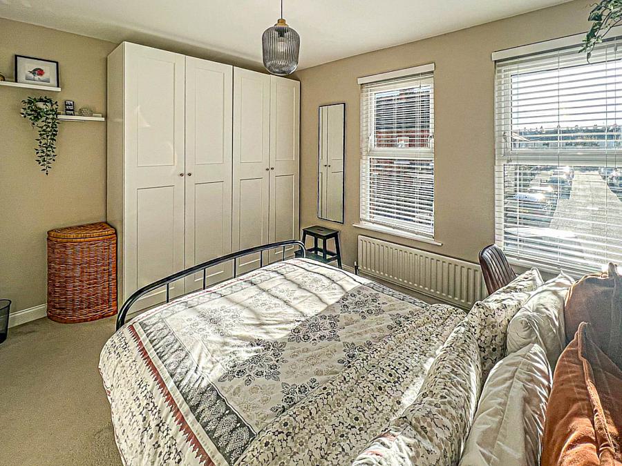 9 Willowholme Street