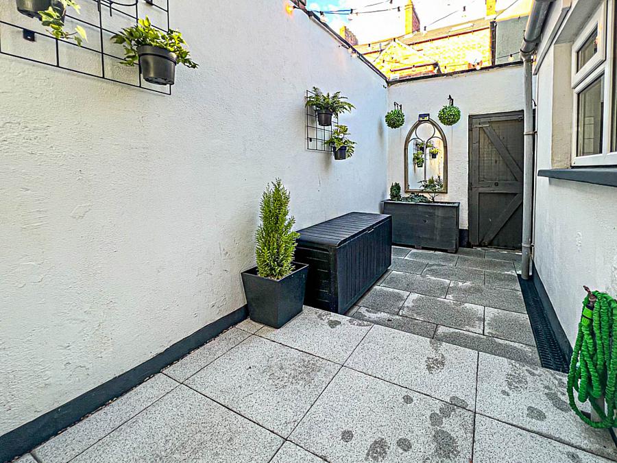 9 Willowholme Street