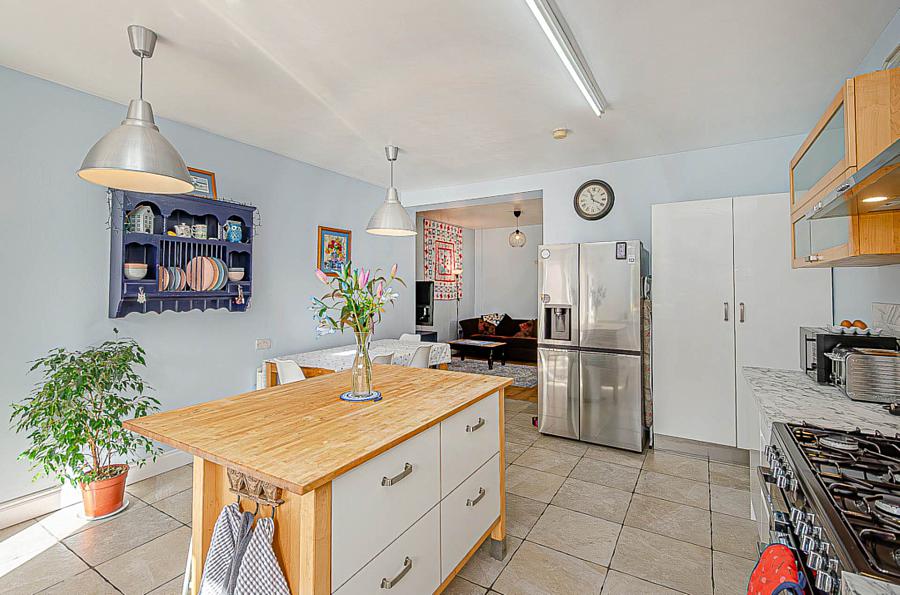 27 Hillsborough Drive