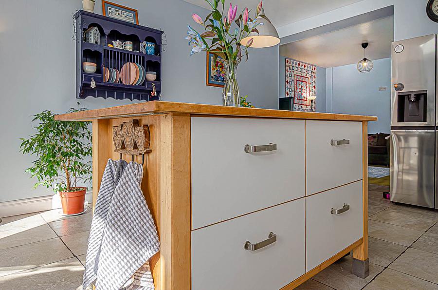 27 Hillsborough Drive