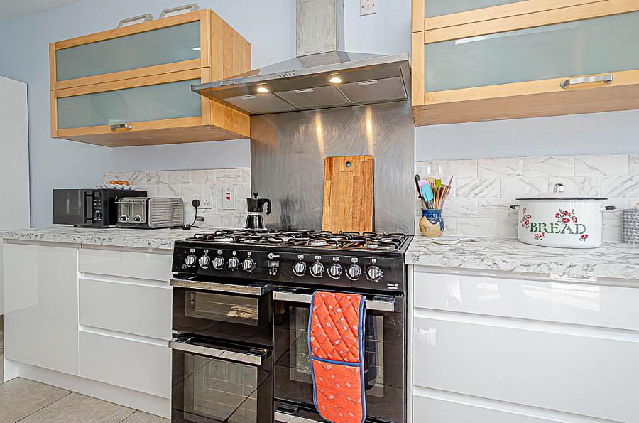 27 Hillsborough Drive