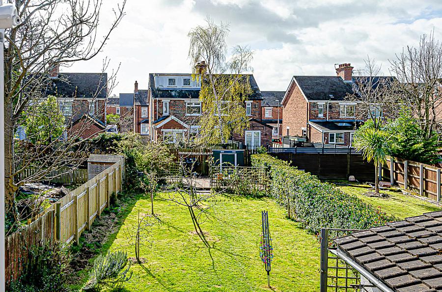 27 Hillsborough Drive