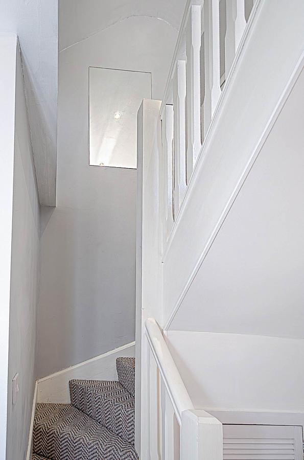 27 Hillsborough Drive