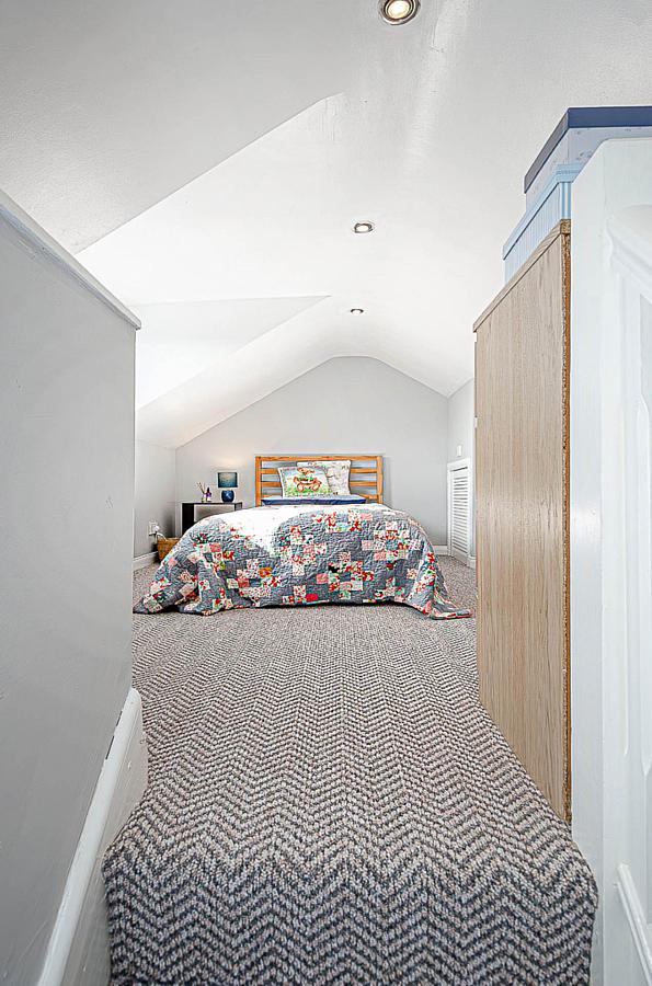 27 Hillsborough Drive