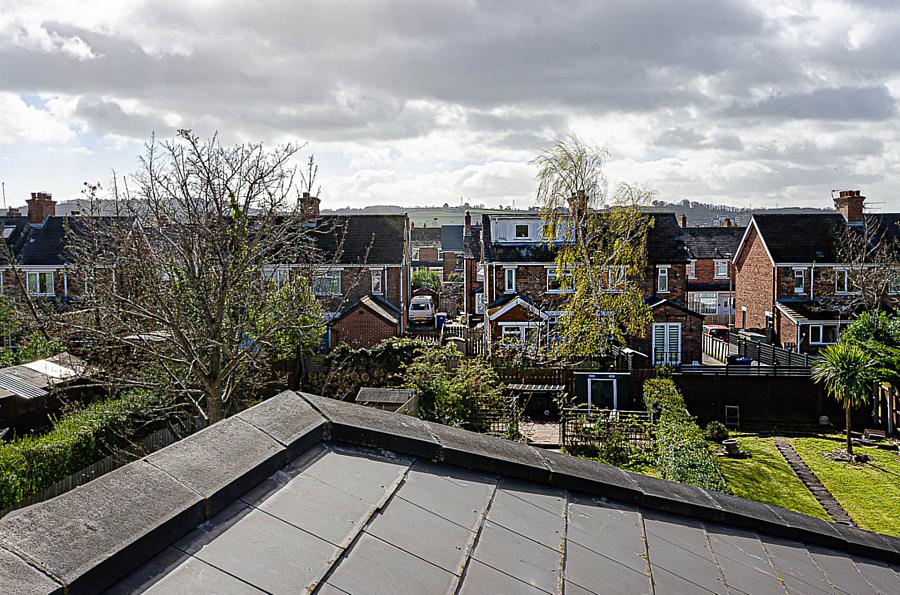 27 Hillsborough Drive