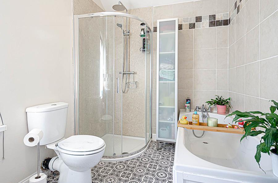 27 Hillsborough Drive