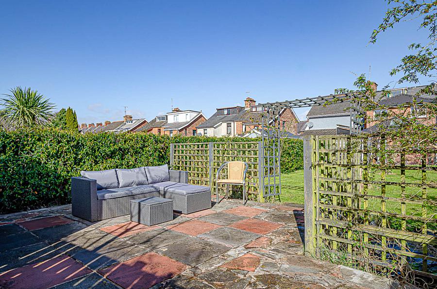 27 Hillsborough Drive