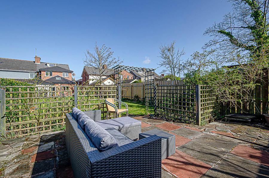 27 Hillsborough Drive