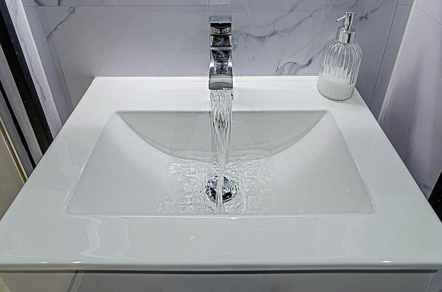 Apt 1 Cherryville Street