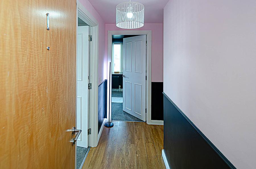 Apt 1 Cherryville Street