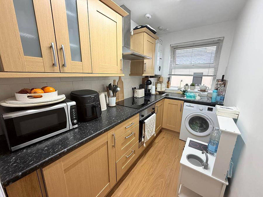 60A Jocelyn Avenue/59 Euston Street