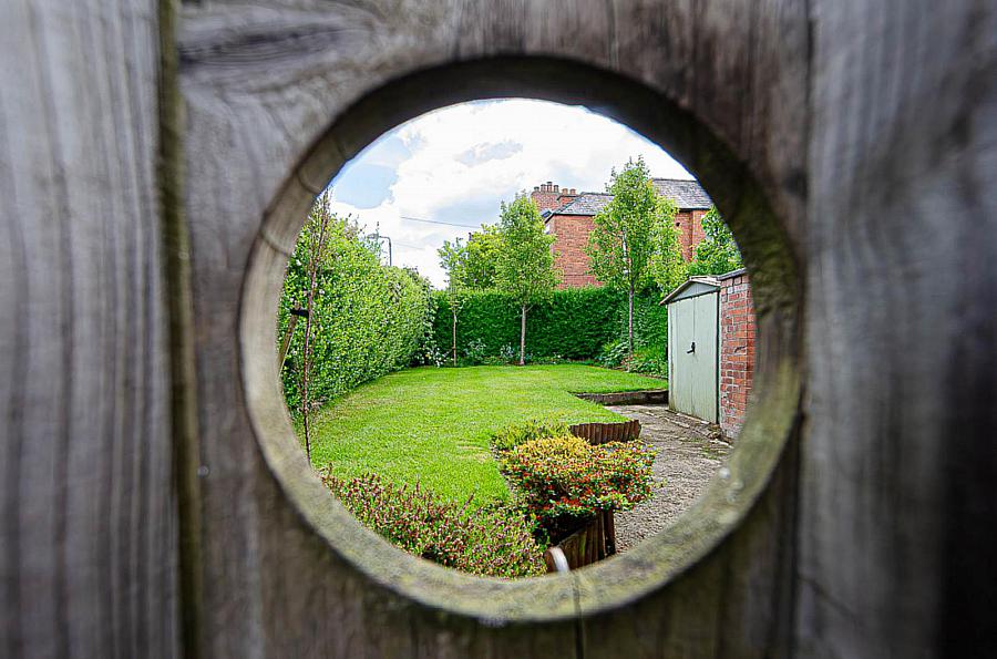 2 Gibson Park Gardens