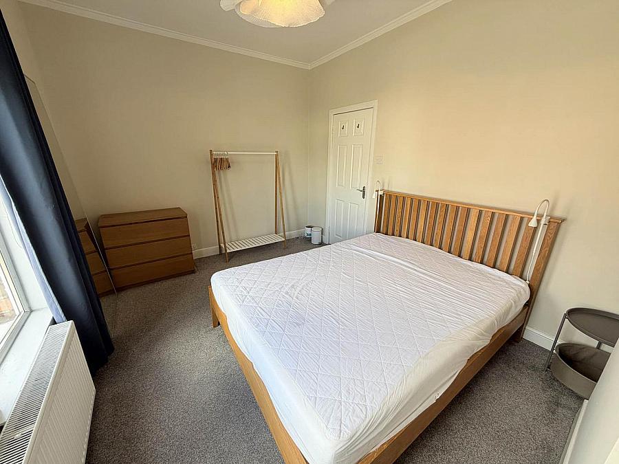 64 Oberon Street