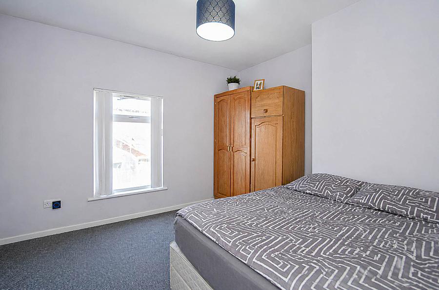 14 Bloomfield Street