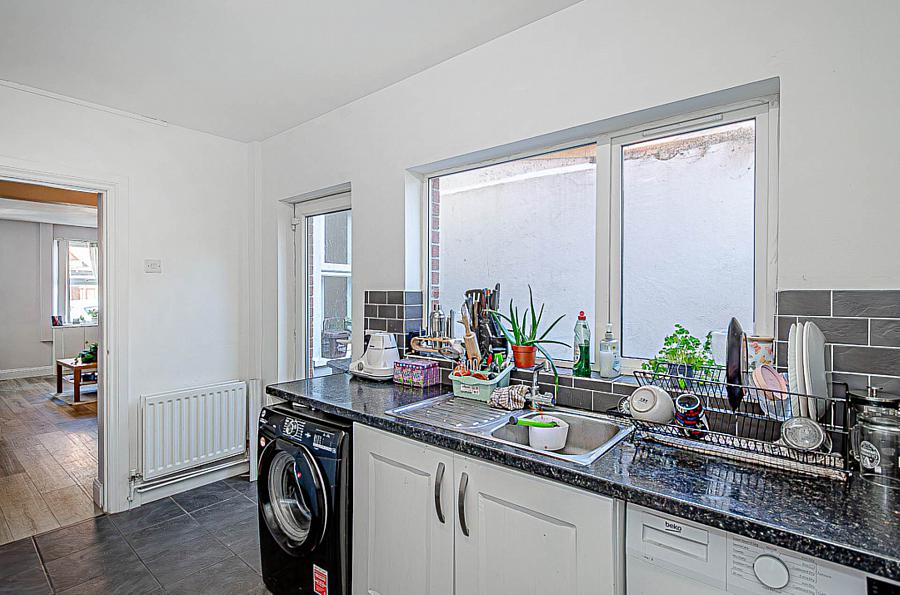 14 Bloomfield Street