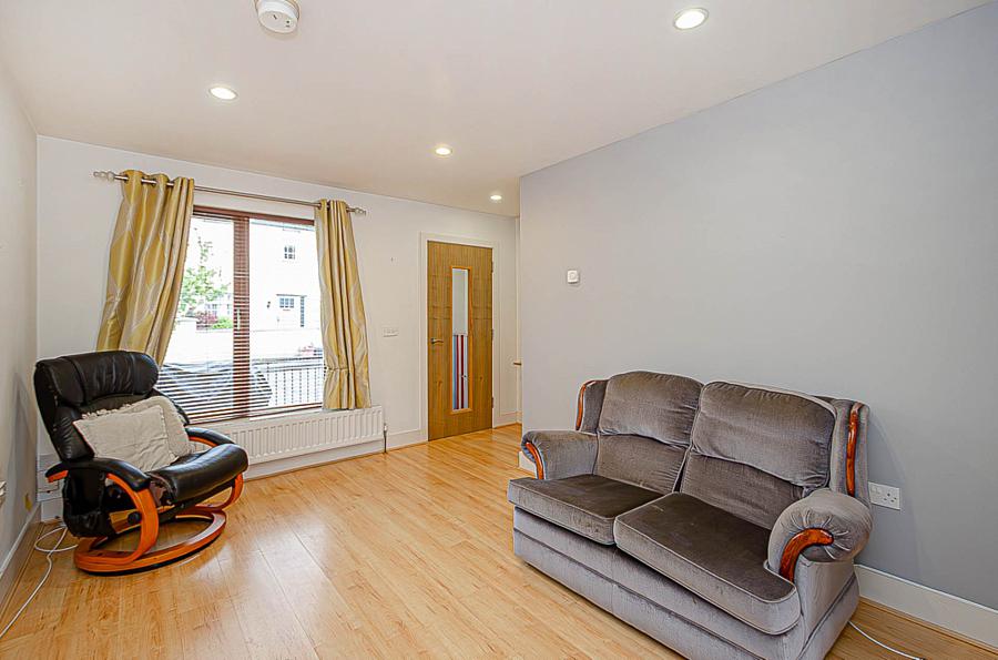 57A Ravenhill Parade