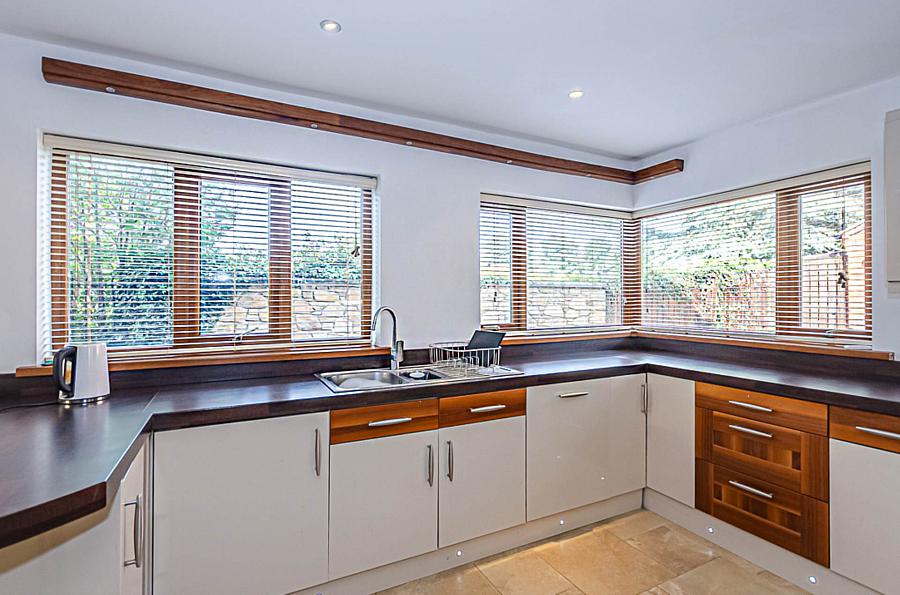 59 Onslow Gardens