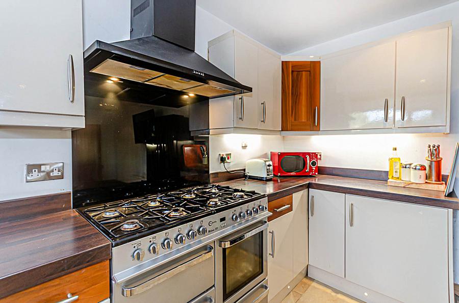 59 Onslow Gardens