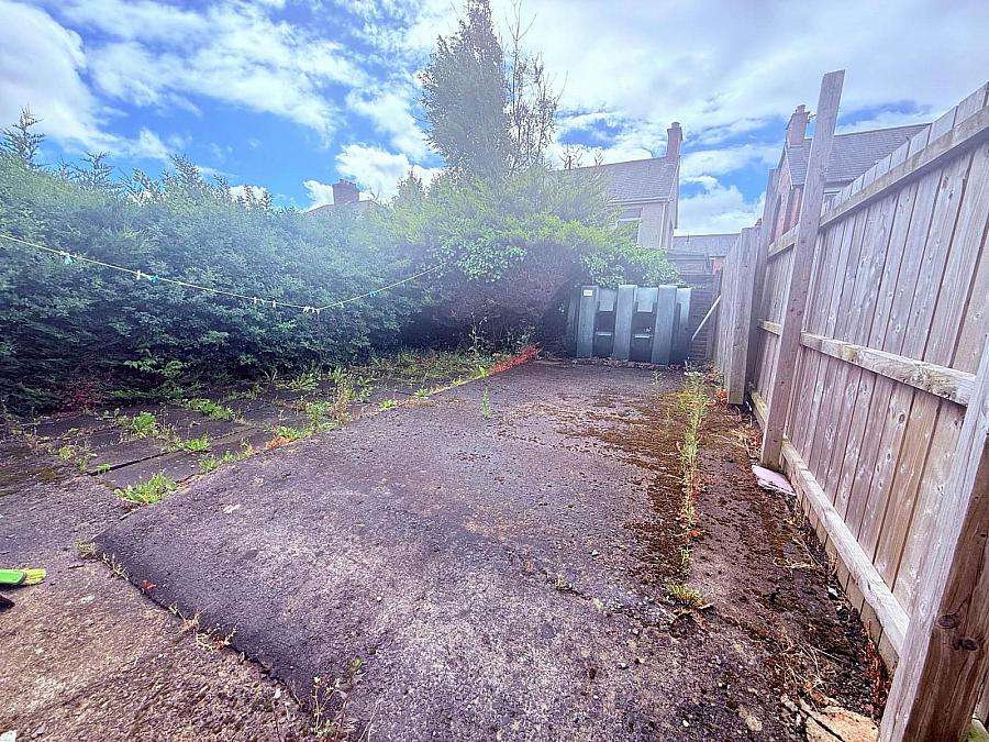 33 Loopland Drive