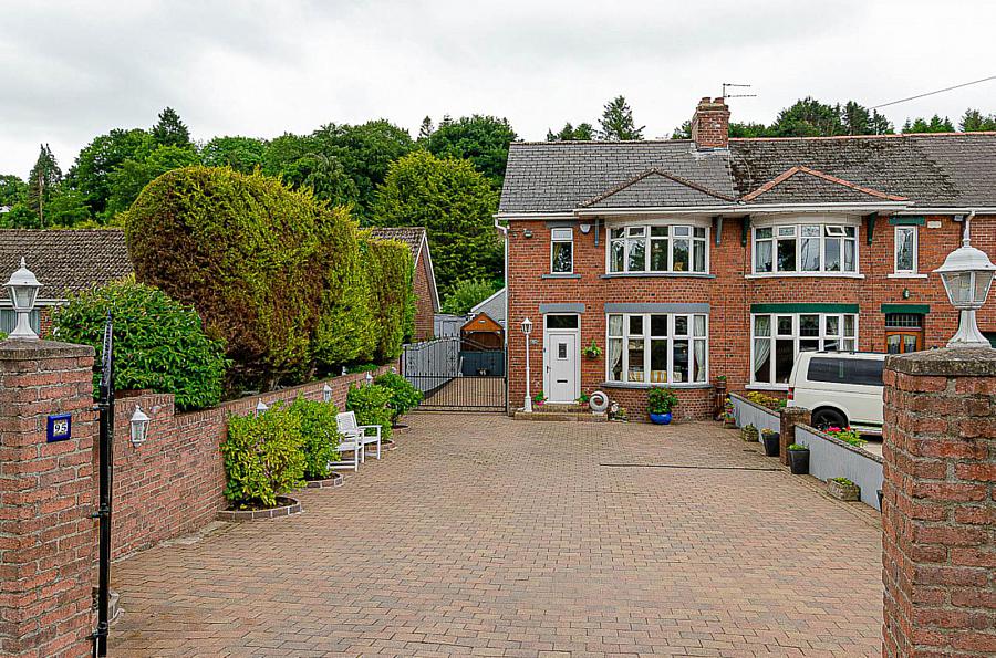 95 Old Dundonald Road