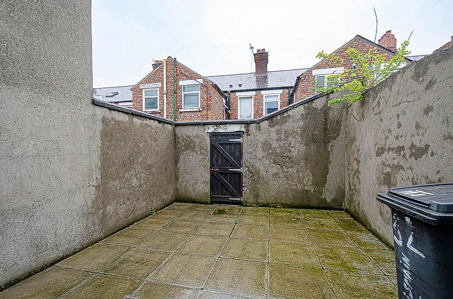 32 Lismain Street
