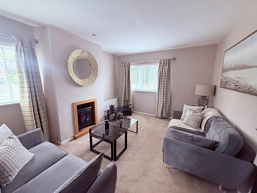 Apt    Ballygowan Road