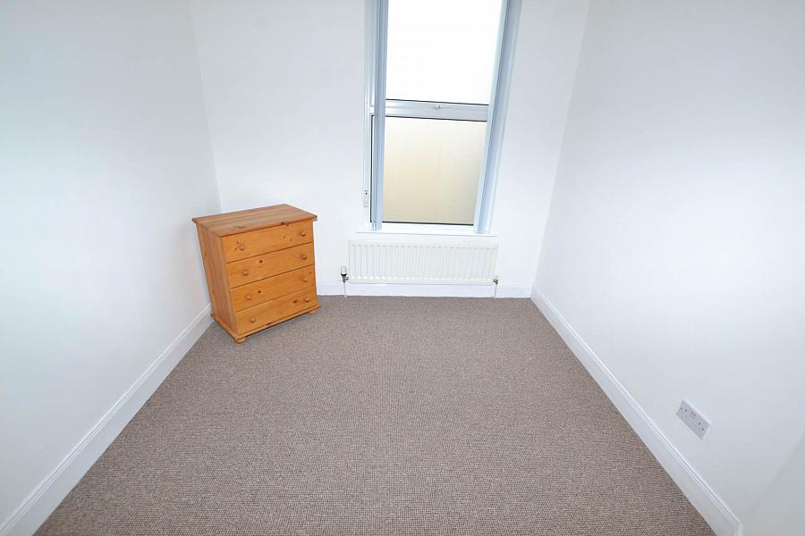 Apt 5, 23 Knock Road